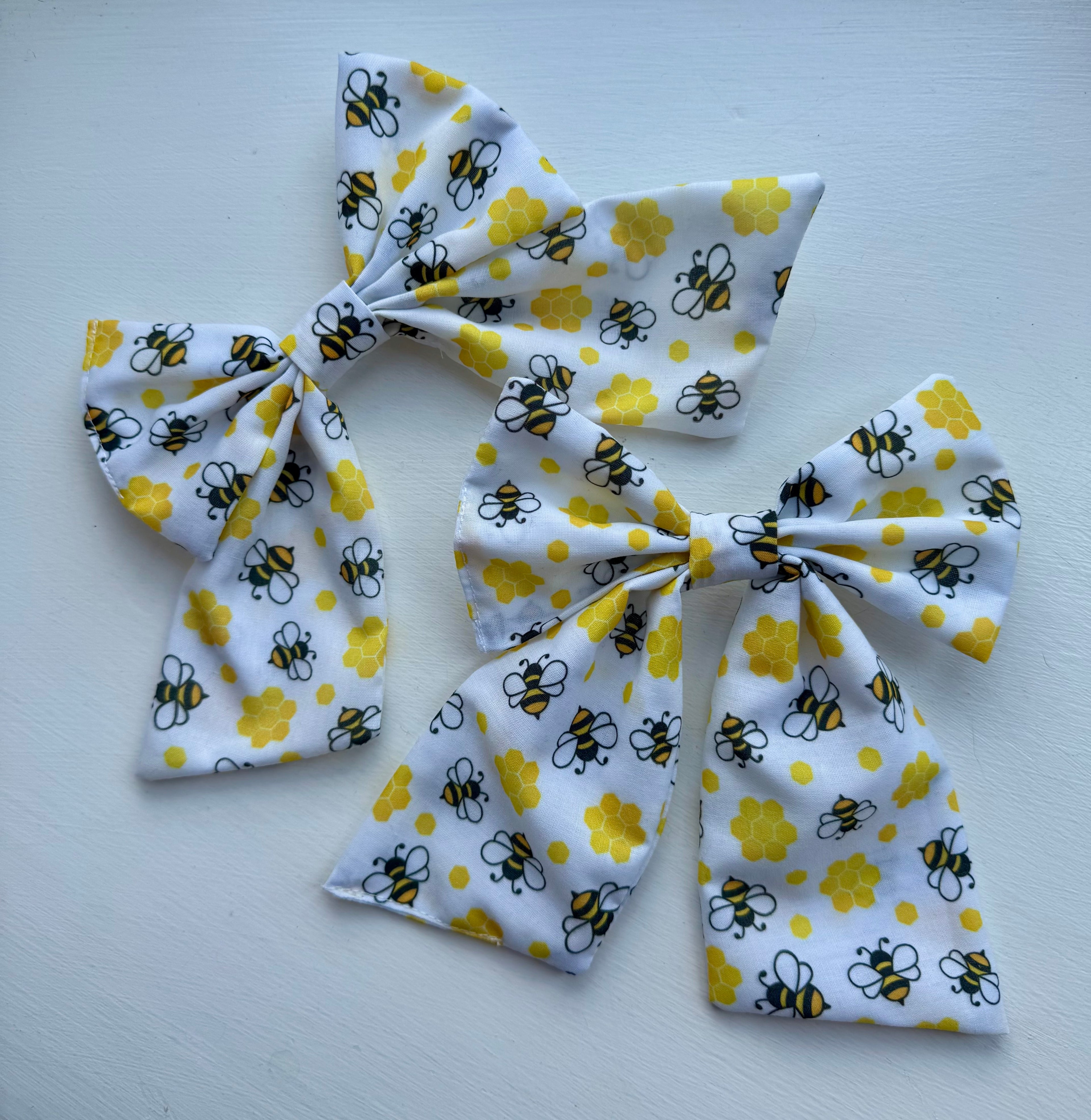 Handmade Dog or Cat Bow - Sailor Bow or Bow tie - Bumble Bees