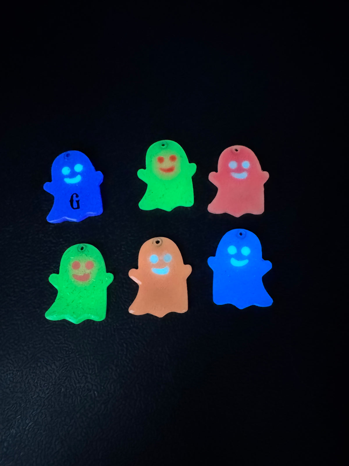 👻 Glow-In-The-Dark Personalised Dog Tags